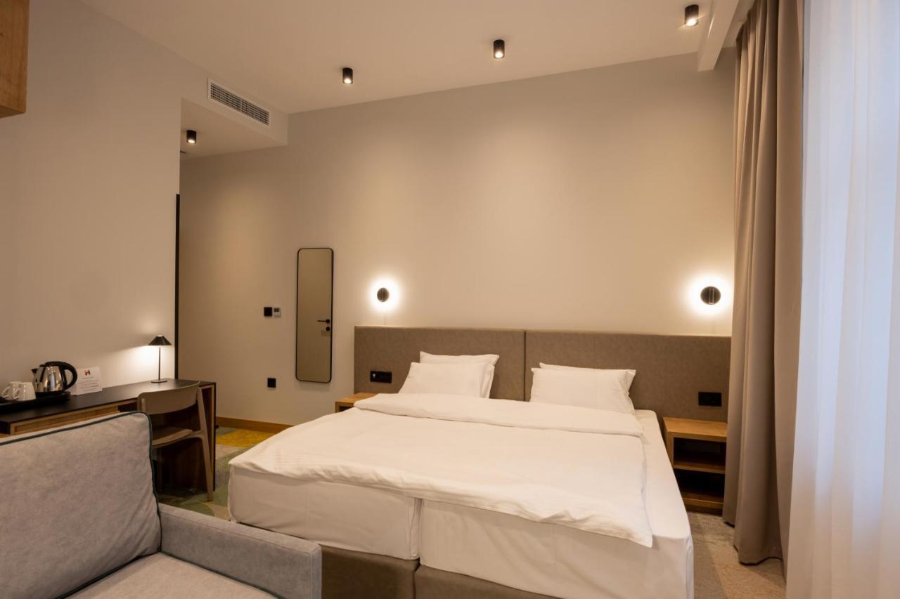 Hop Inn Rooms & Suites Belgrad Zewnętrze zdjęcie