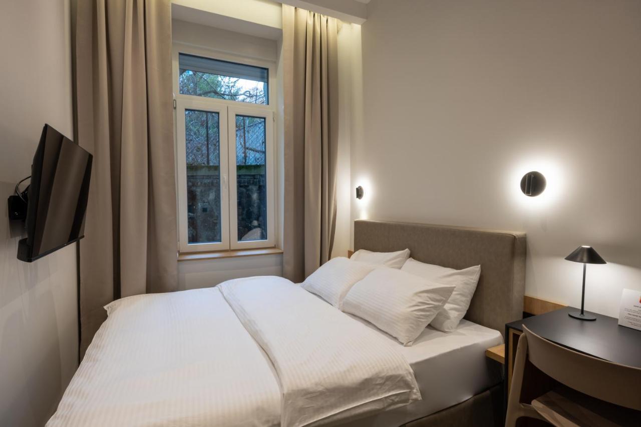 Hop Inn Rooms & Suites Belgrad Zewnętrze zdjęcie