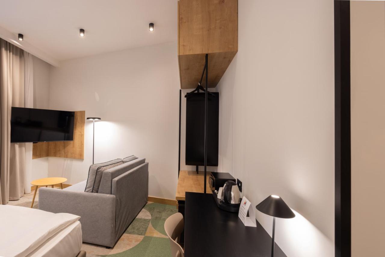 Hop Inn Rooms & Suites Belgrad Zewnętrze zdjęcie