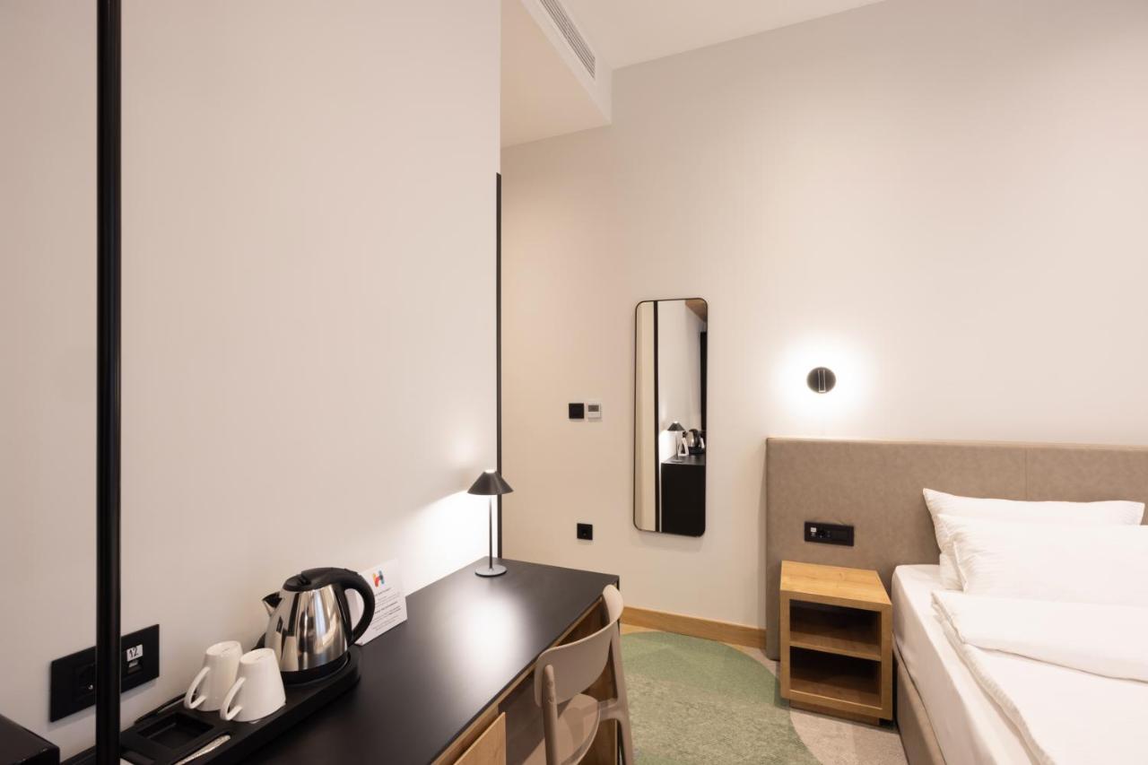 Hop Inn Rooms & Suites Belgrad Zewnętrze zdjęcie